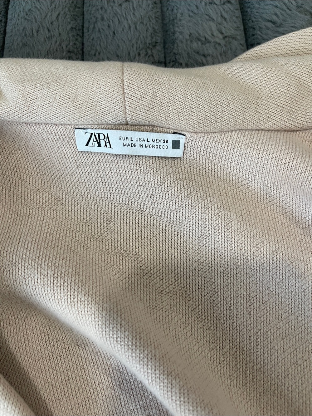 ZARA Cream Off-Shoulder Knit Top - Picture 2 of 4